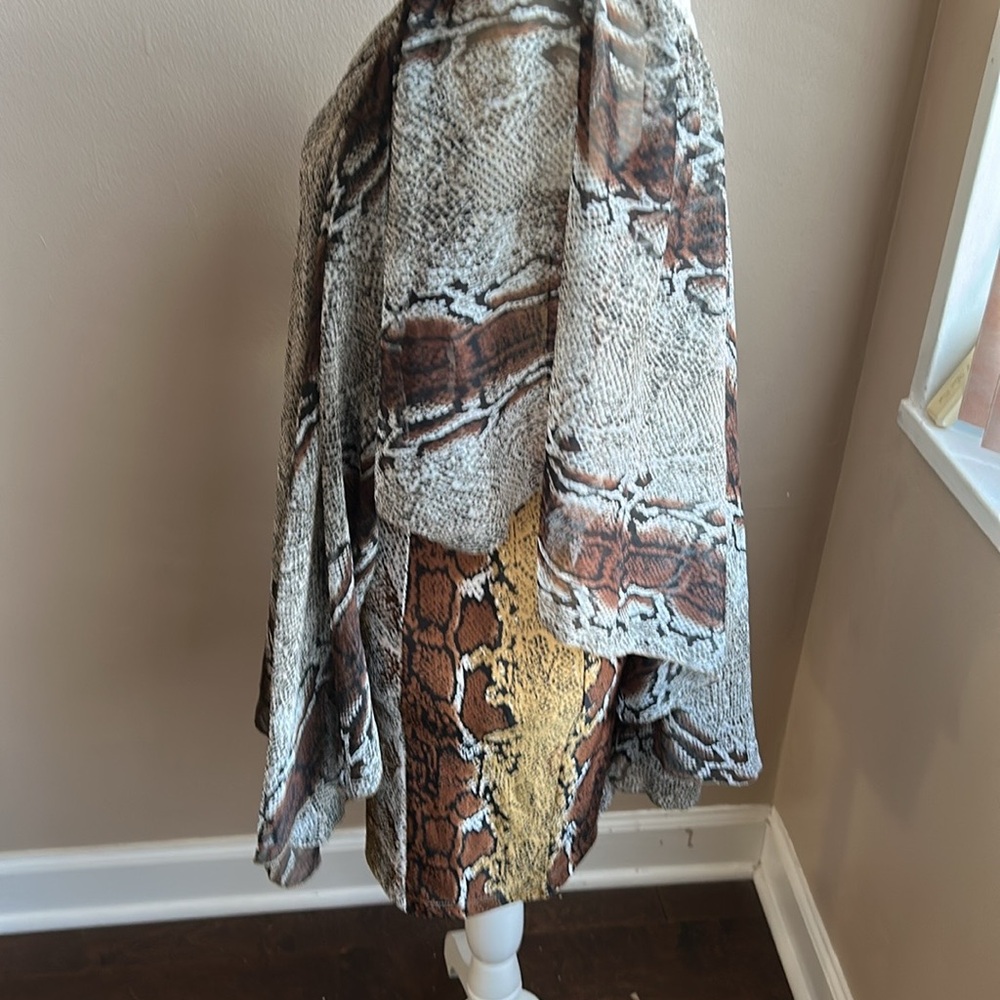 Angie Womens Twofer Top Animal Print Sz M ST2125 New - Picture 5 of 5